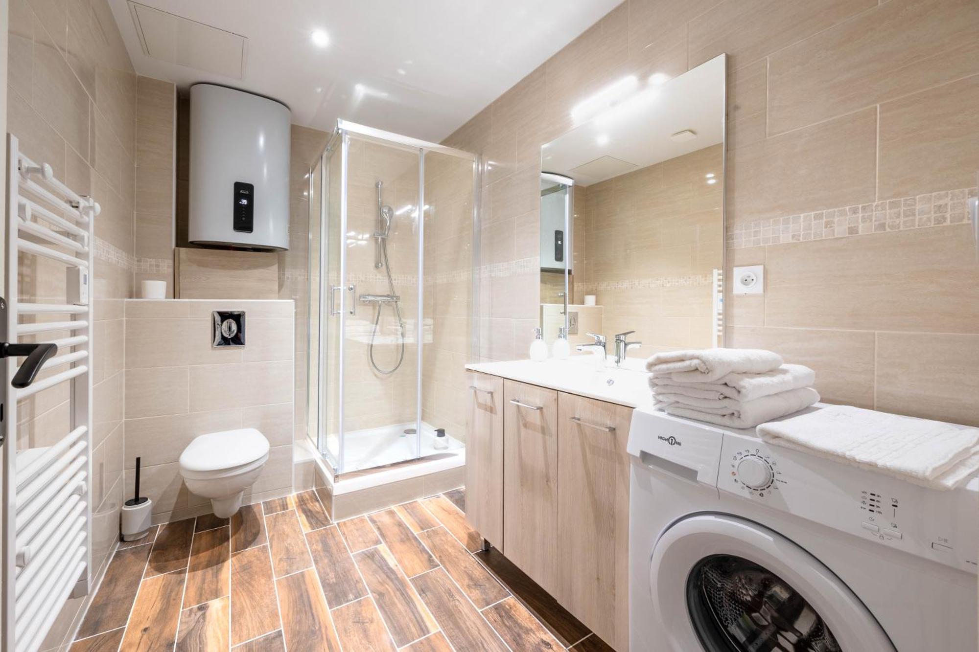 Duplex Standing - Hyper Centre - Tout Equipe Dijon Luaran gambar